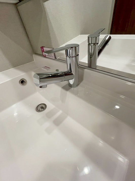 【MKK03】ミラーキャビネット付き洗面化粧台/三面鏡/W1200/モデルルーム展示設置品