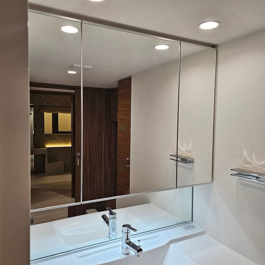 【HMC19】タカラスタンダード製 ミラーキャビネット付き洗面化粧台/三面鏡/W1200/モデルルーム展示設置品