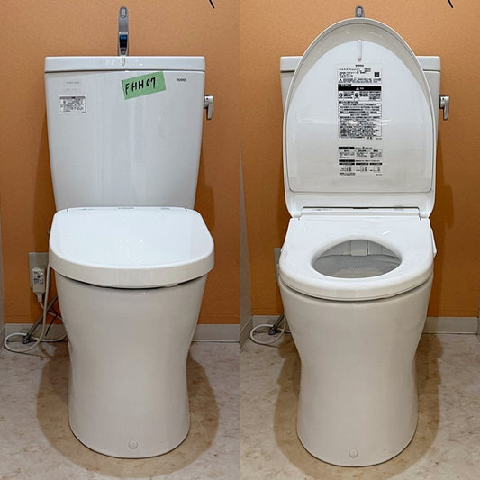 【FHH07】TOTO製 組合せトイレ/ピュアレストQR/SH221BAS/TCF4711/CS220B/床排水/2013年/モデルルーム展示設置品