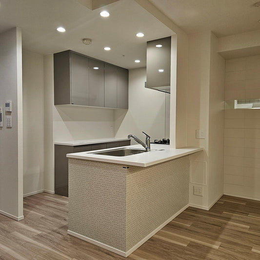 【HMC43】タカラ システムキッチン(欠込み有)+カップボード/レンジフード/ガスコンロ/水栓/吊戸棚/食洗器/モデルR展示設置品