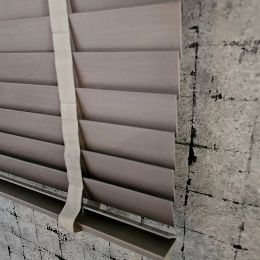 【HMC59】TOSO製 木材ブラインド