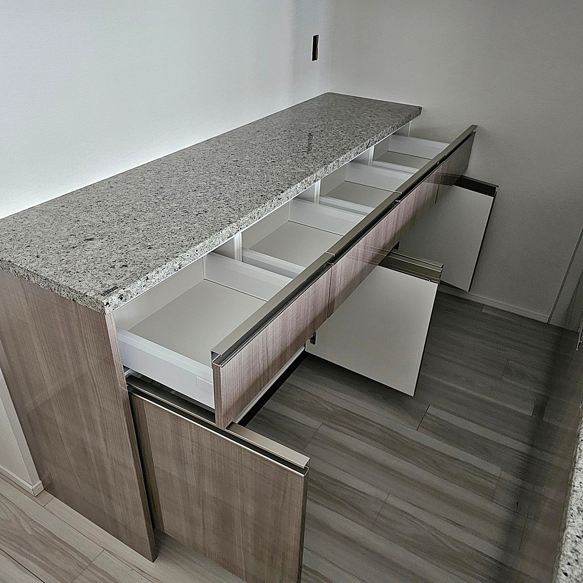 【PSF01_1】タカラスタンダード ペニンシュラ型(欠込み有) システムキッチン+カップボード 右シンク