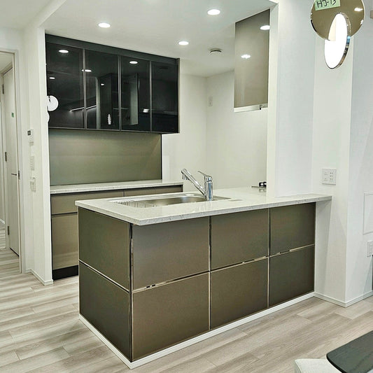 【JTK01】タカラスタンダード ペニンシュラ型(欠込み有) システムキッチン+カップボードセット 右シンク