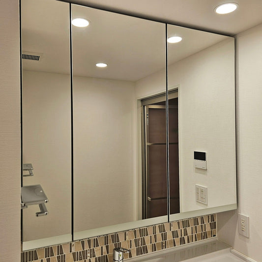 【JTK03】タカラスタンダード製 ミラーキャビネット付き洗面化粧台/三面鏡/W1200/モデルルーム展示設置品