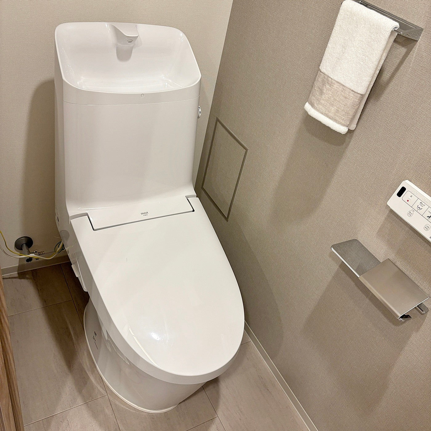 CKN19】LIXIL INAX 一体型トイレ DT-B382-6L/BC-B30P 壁リモコン