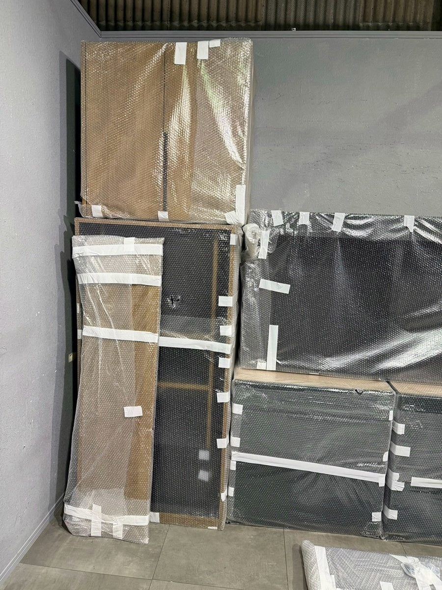 【KJ002】丸仙工業 カップボード 食器棚 キッチン収納/2種セット(茶:W800 黒:W1620)/モデルルーム展示設置品