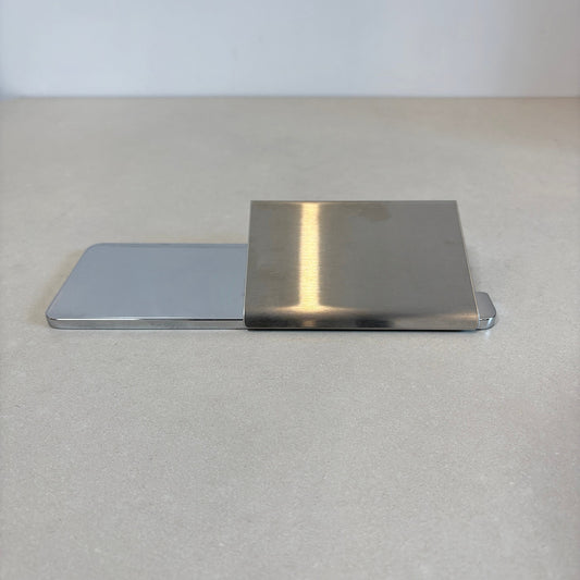 【PSF28】 KAWAJUN製 シェルフ付き トイレットペーパーホルダー モデルルーム展示設置品