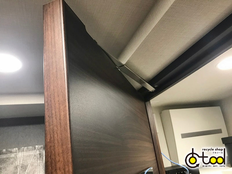 枠付 室内用シューズクロークドア 左吊/W700×H2105×D80/モデルルーム展示設置品【AKW03】