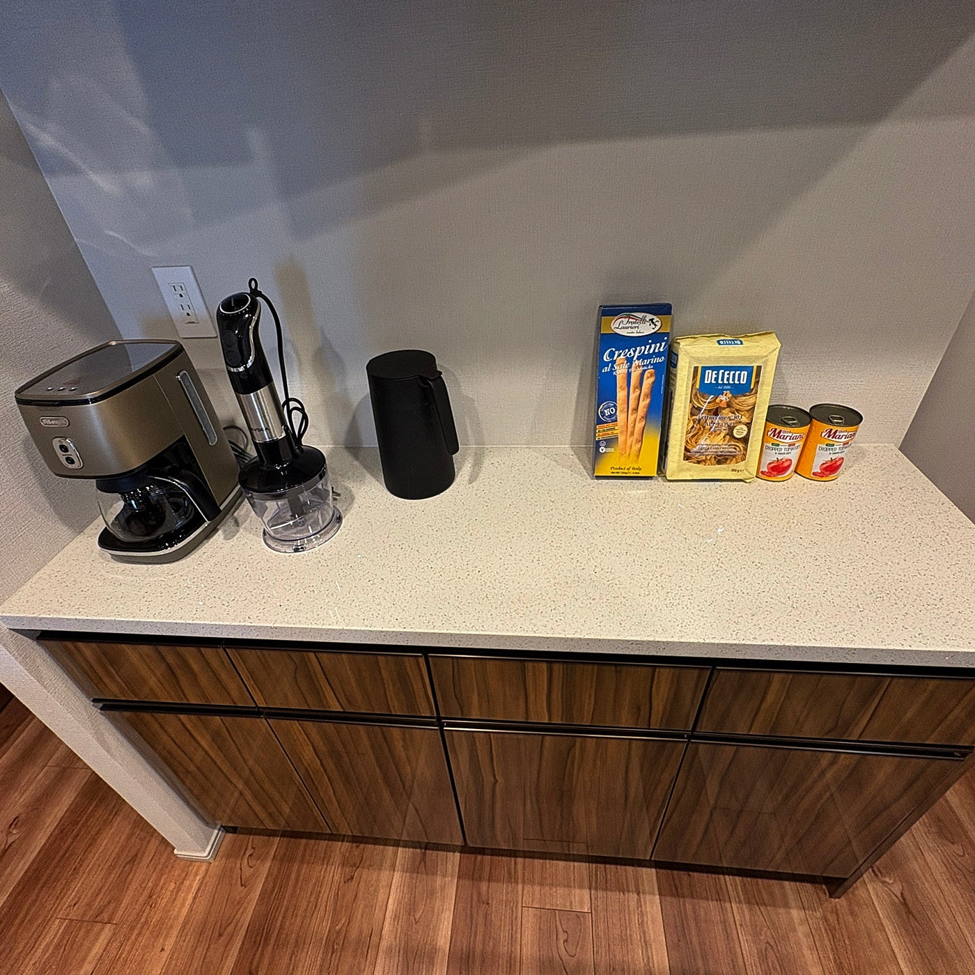 【MPD25】タカラスタンダード製 カップボード 食器棚 キッチン収納/W1410/モデルルーム展示設置品