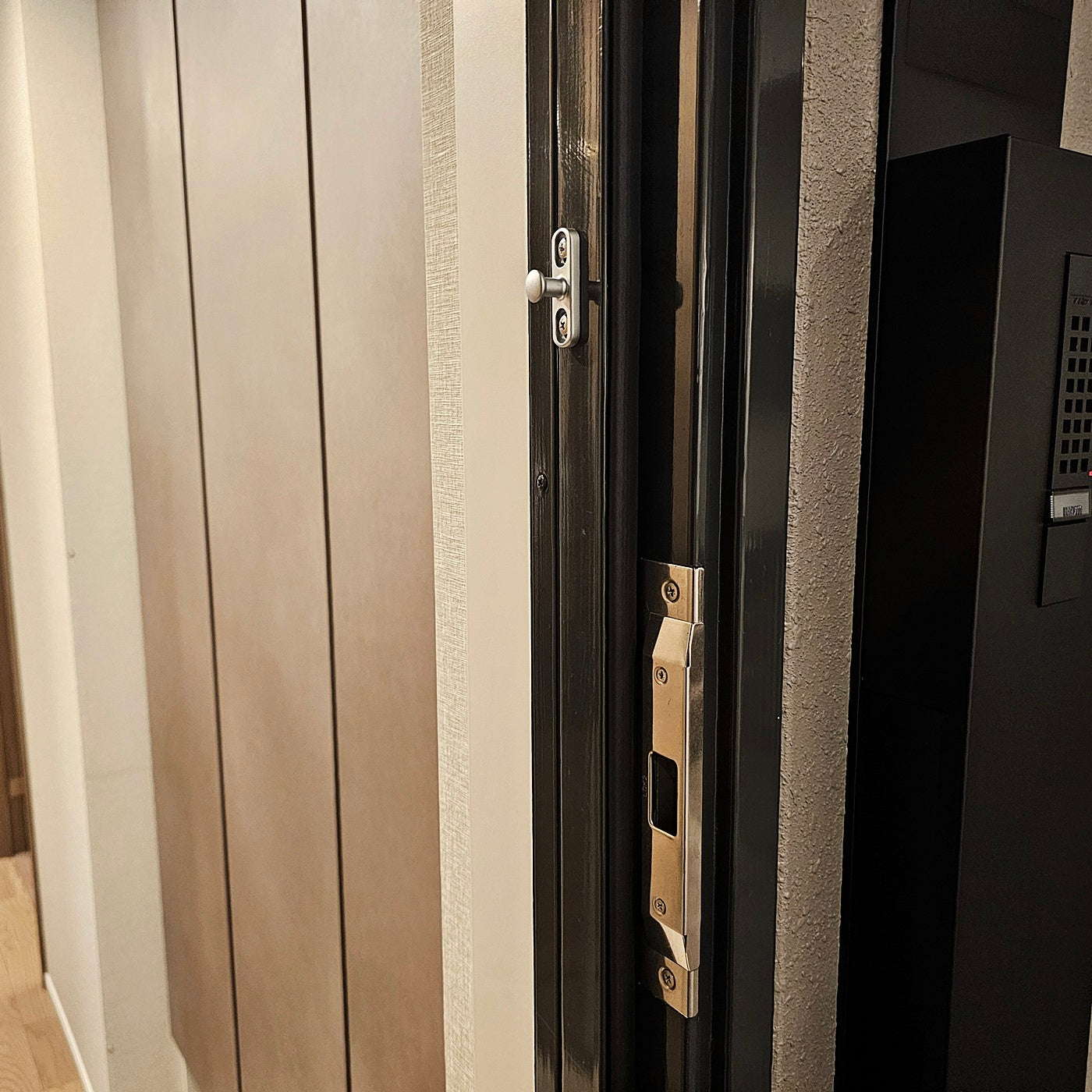 【SKG01】日本フネン製 枠付き 玄関ドア 左吊 鍵1本 インターホン子機親機セット