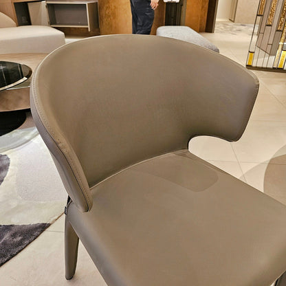 【KCN19】Cassina カッシーナ 367 HOLA オラ アームチェア ダイニングチェア モデルルーム展示設置品