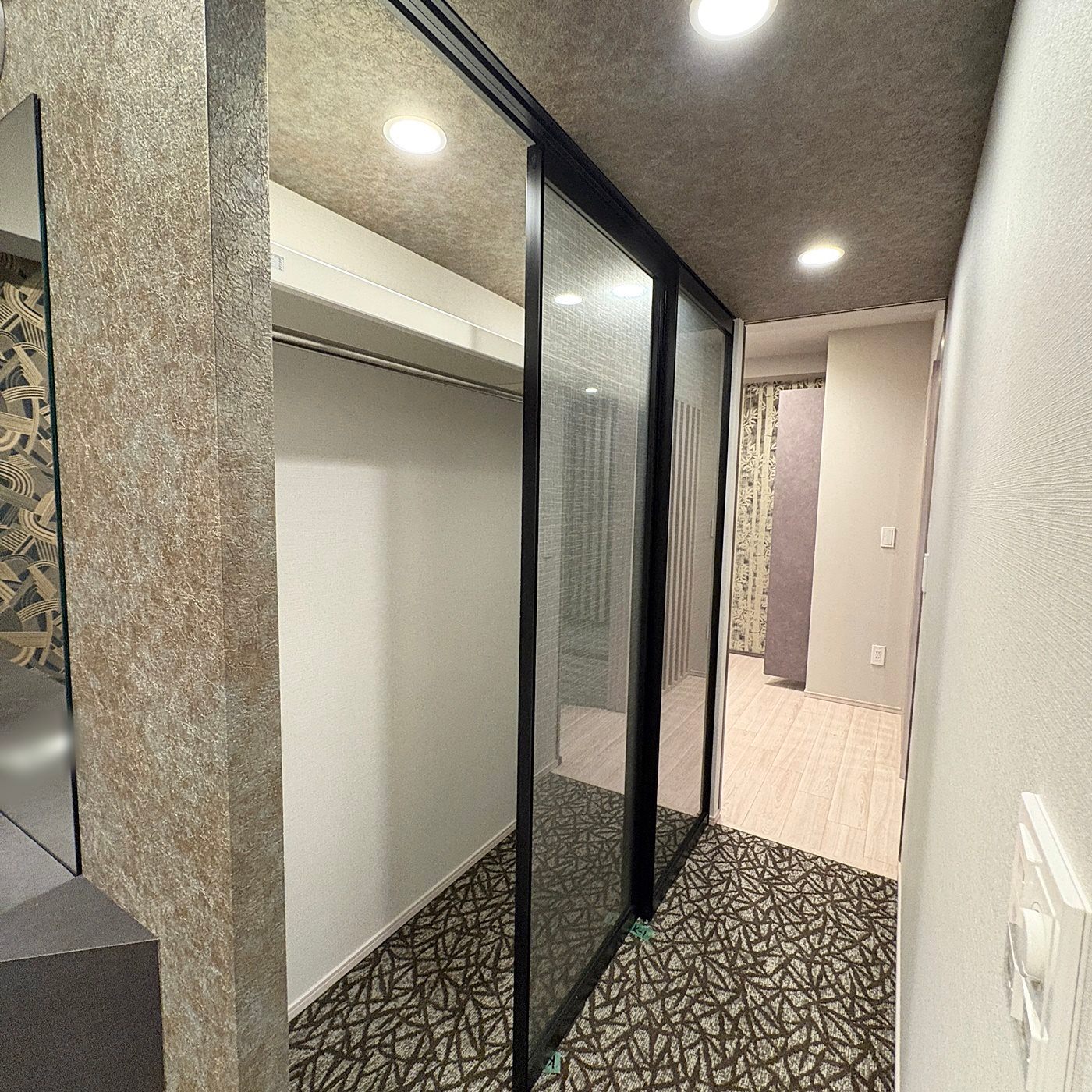 【KNK06】ガラス吊戸 3枚 可動間仕切り 引戸 上吊 枠なし