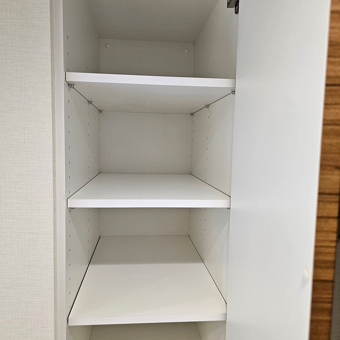 【HMC18】リネン庫 ランドリー収納 収納棚 キャビネット モデルルーム展示設置品