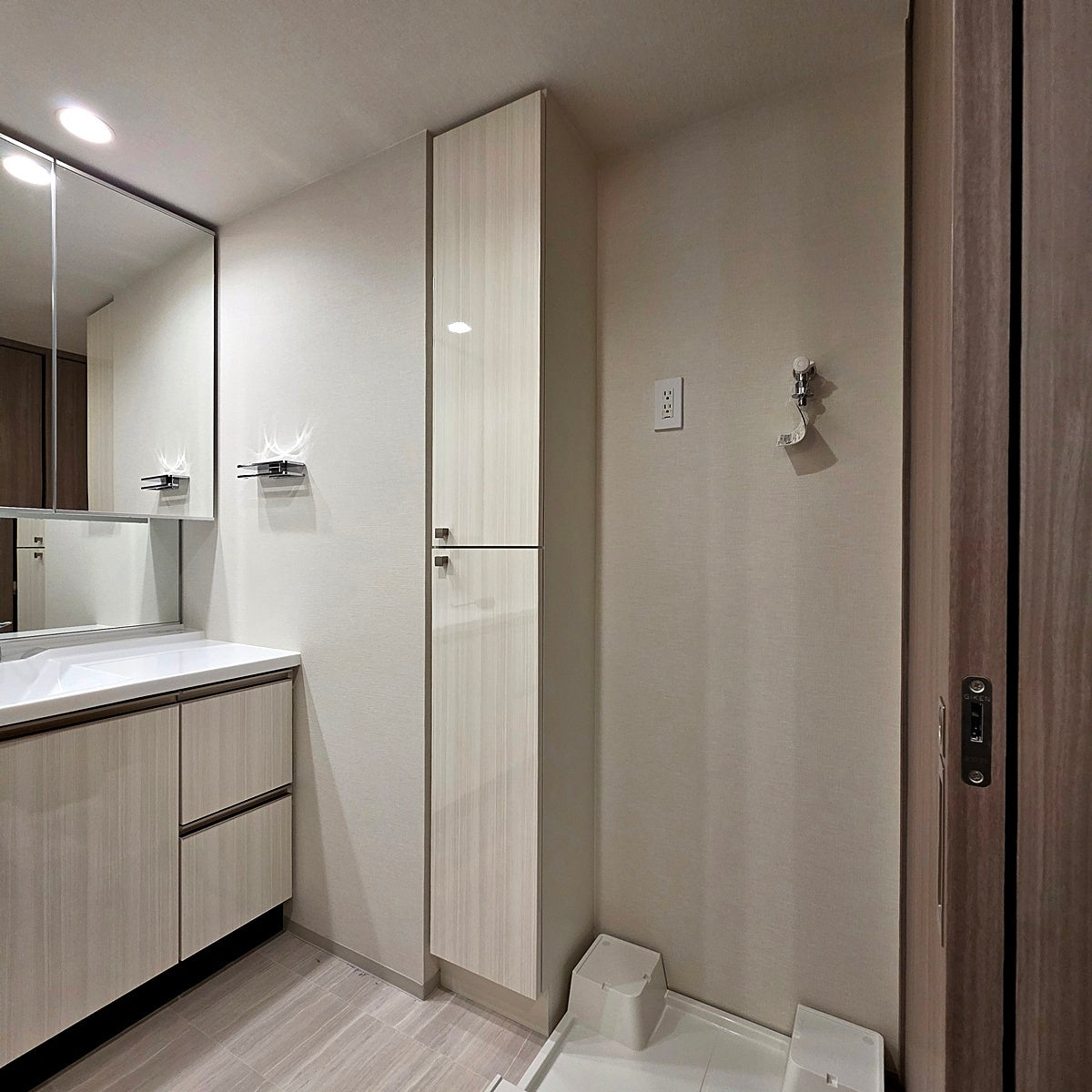 【PRO16】造作 ランドリー収納 トールタイプ