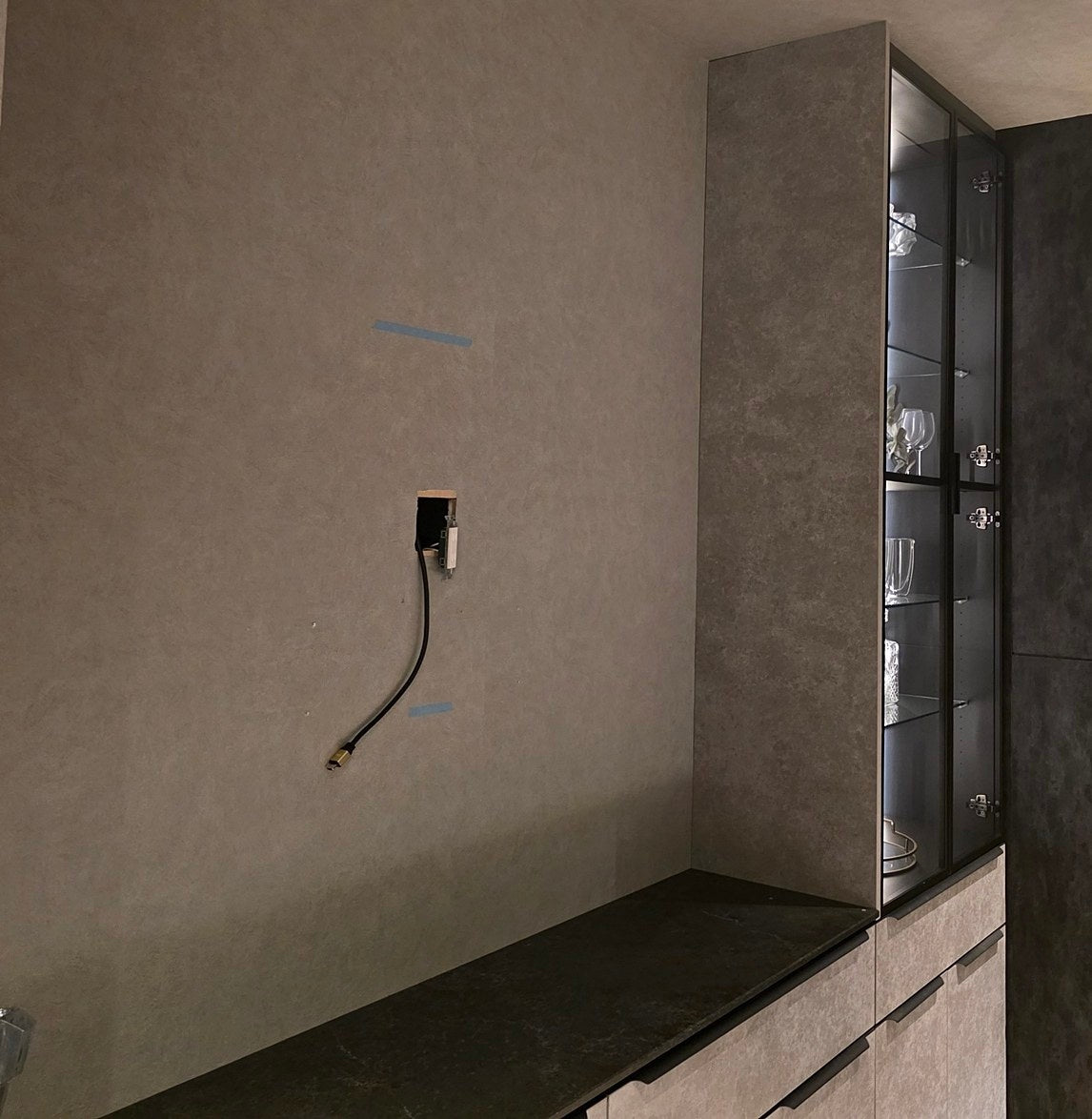 【GMU02】タカラスタンダード 高級 カップボード 食器棚 飾り棚 W2420