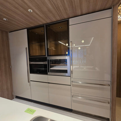 【STF03】タカラスタンダード ペニンシュラ型 高級 システムキッチン＋カップボードセット 左シンク キッチン間口2720 カップボード間口2780