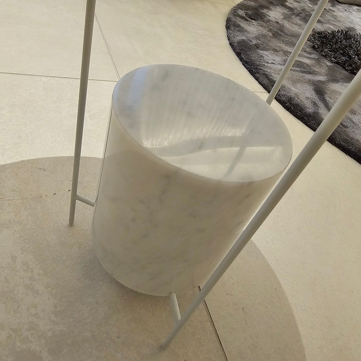 【KCN24】 Moluteni&C モルテーニ Panna Cotta スモールテーブル 大理石素材