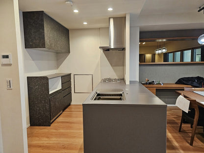 【12-2HIMI】タカラスタンダード ペニンシュラ型(欠込み有) システムキッチン＋カップボードセット 右シンク_欠込み有 間口2630