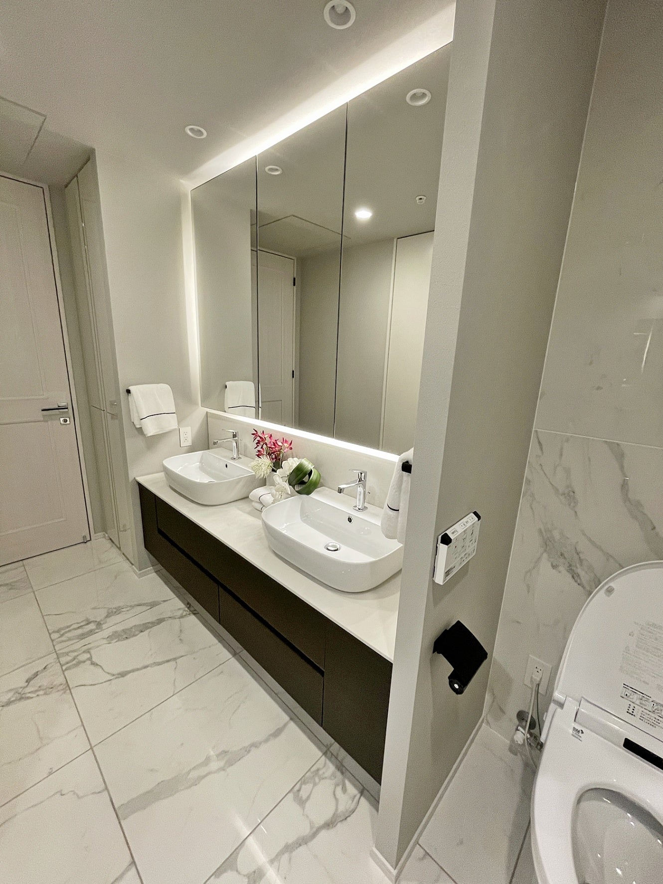 TBB17】タカラスタンダード ツインボウル洗面化粧台 ダブルボウル 二連