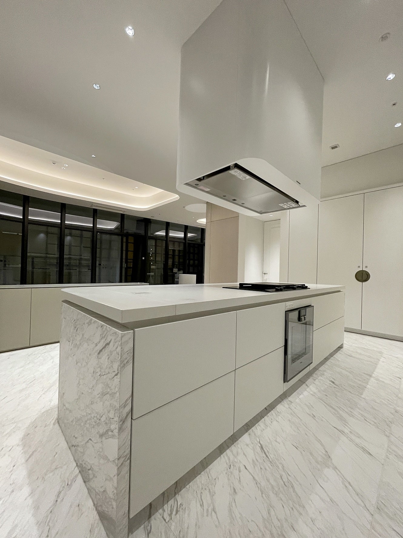 【TBC07】 SieMatic  高級 Ⅱ型(セパレート) システムキッチン シンク側間口2750 コンロ側間口W3413