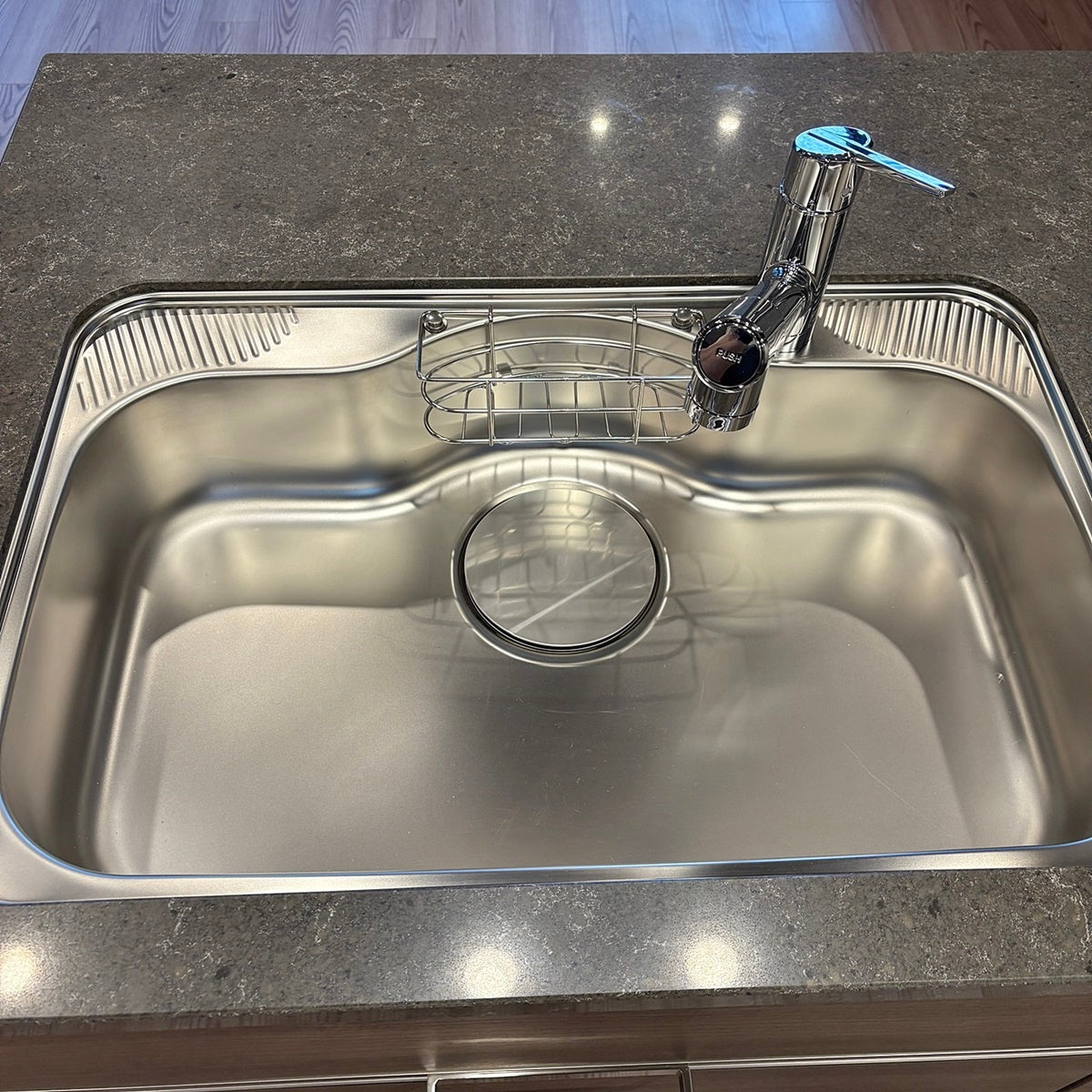 【ROK01】タカラスタンダード ペニンシュラ型(欠込み有) システムキッチン 左シンク W2430 ハイグレードモデル