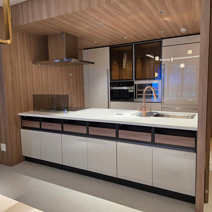 【STF03】タカラスタンダード ペニンシュラ型 高級 システムキッチン＋カップボードセット 左シンク キッチン間口2720 カップボード間口2780