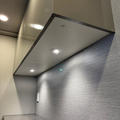 【ROK02】タカラスタンダード製 カップボード