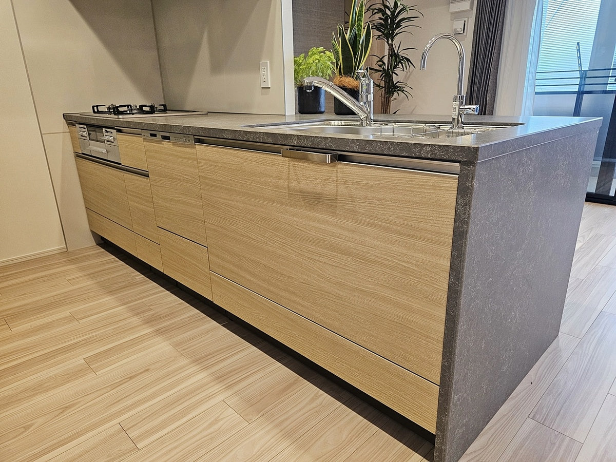 【12-5RRNA】タカラスタンダード ペニンシュラ型(欠込み有) システムキッチン＋カップボードセット 右シンク キッチン間口2585