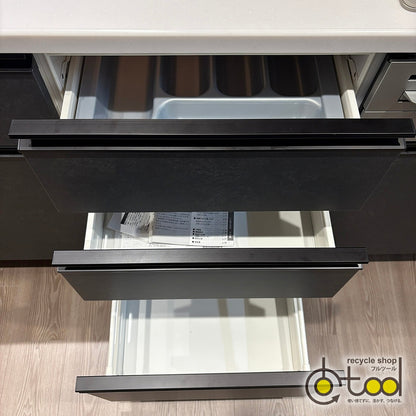 【PSK01】タカラ システムキッチン＋エスエークラフト カップボード/レンジフード/ガスコンロ/水栓/W2650/モデルルーム展示設置品