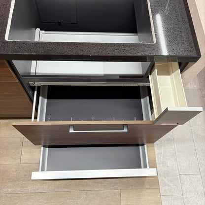 【Y18-3】クリナップ ペニンシュラ型 システムキッチン 左シンク 間口2600