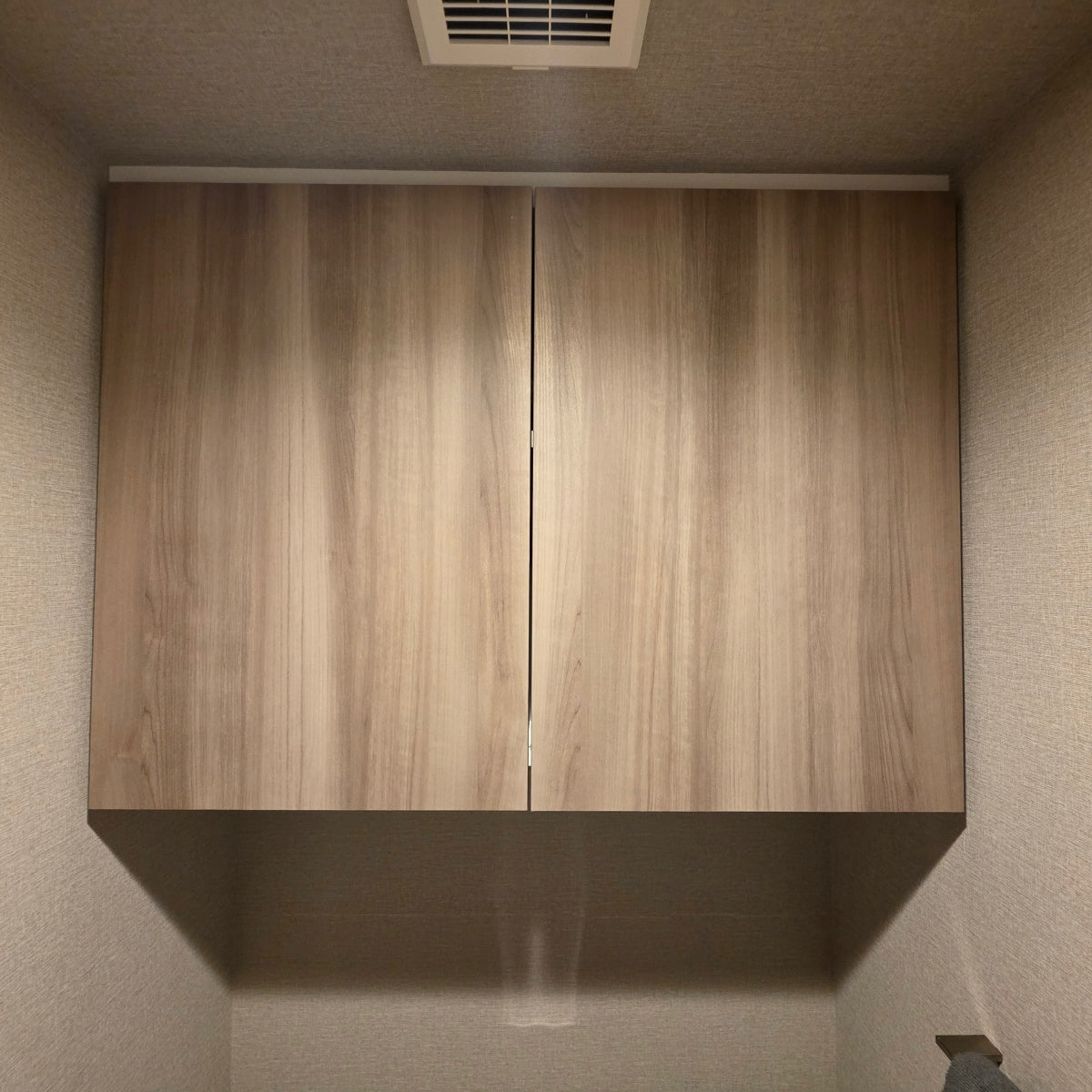 【PES8】トイレ吊り収納