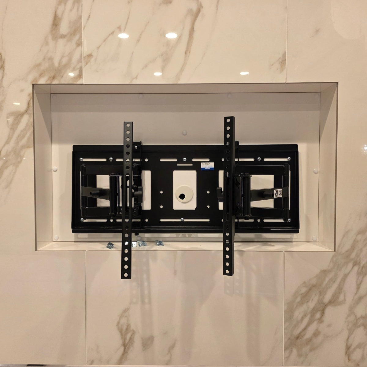 【PHM23】壁掛け用テレビ金物