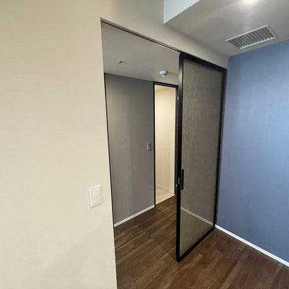 【SCKJ56】 RAIKI製 ガラス吊戸 2枚組 可動間仕切り