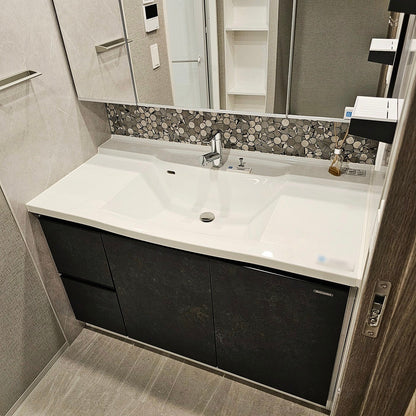 【SKG30】タカラスタンダード製 ミラーキャビネット付き洗面化粧台/三面鏡/W1200/モデルルーム展示設置品