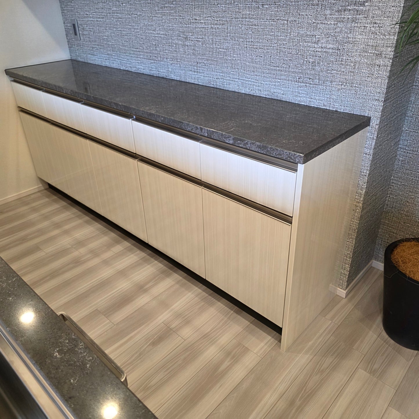 【PRO01_1】タカラスタンダード ペニンシュラ型 システムキッチン＋カップボードセット 左シンク 間口2740