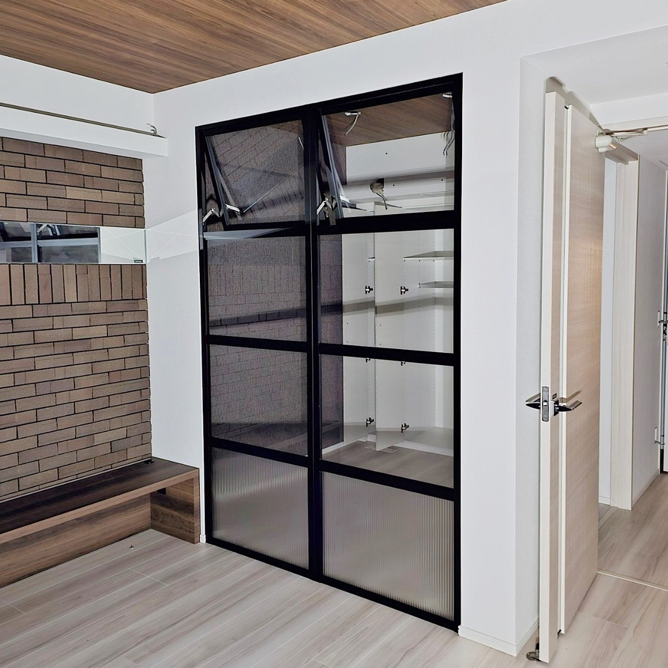 【NBA16】Panasonic しきり窓 突き出し窓2列 間仕切り ガラス壁 パーテーション