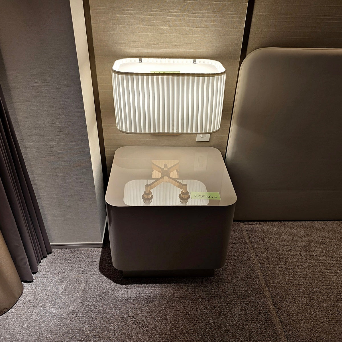 【STF26】造作 ベッドサイドテーブル