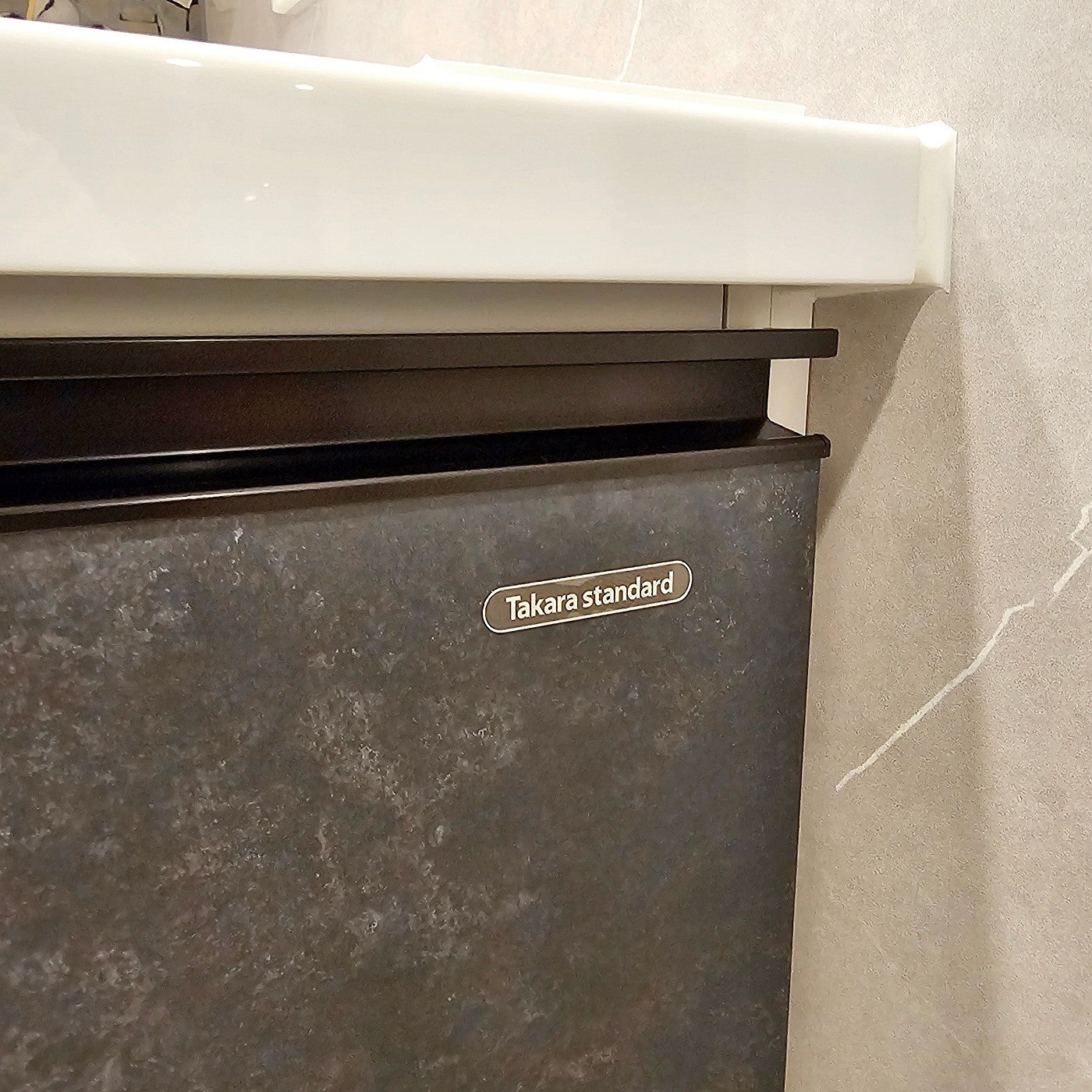 【SKG30】タカラスタンダード製 ミラーキャビネット付き洗面化粧台/三面鏡/W1200/モデルルーム展示設置品