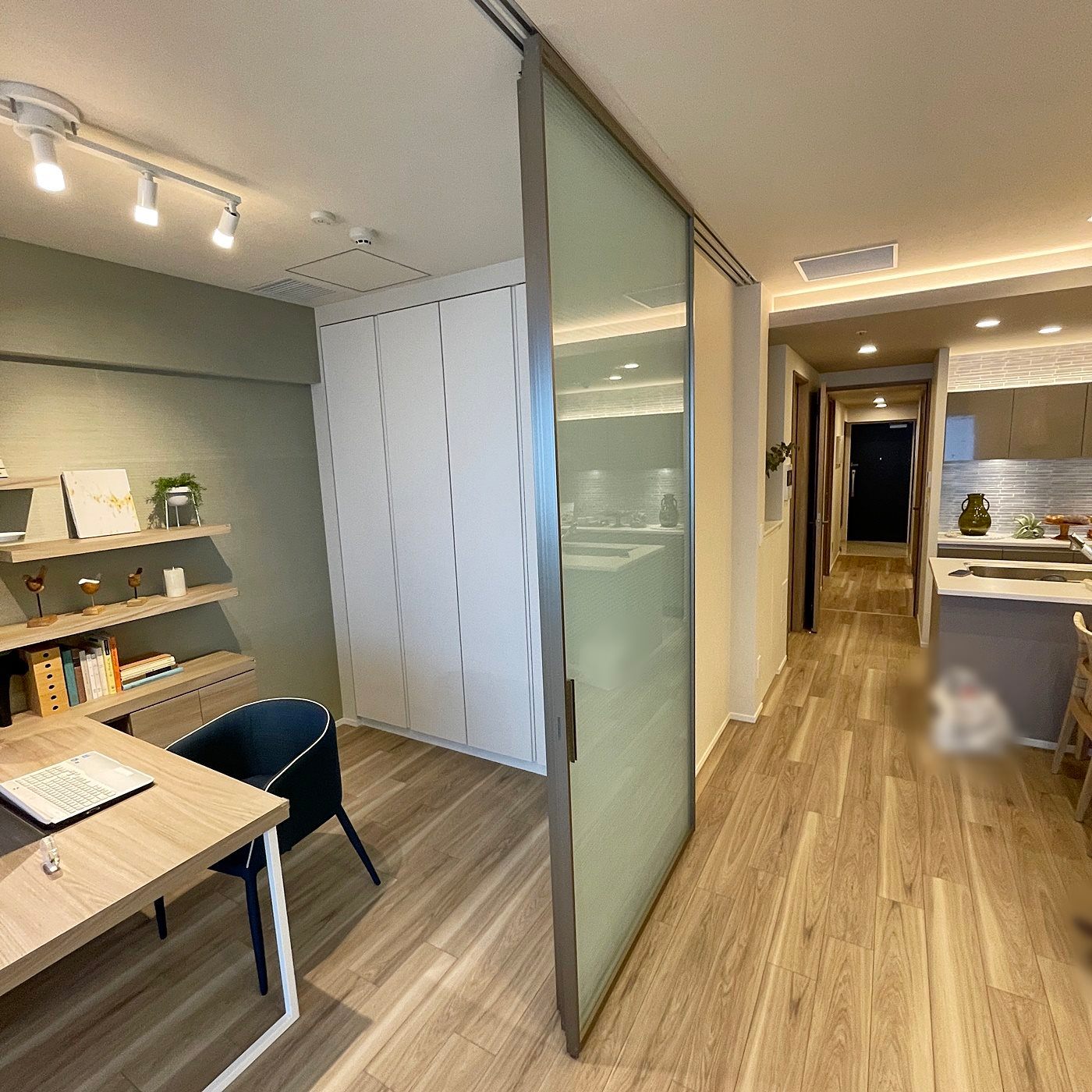 【SCK28】  RAIKI ガラス吊戸3枚組 上吊引戸 デザインガラス戸 スライドドア　W1080×H2445×D35(×3枚)