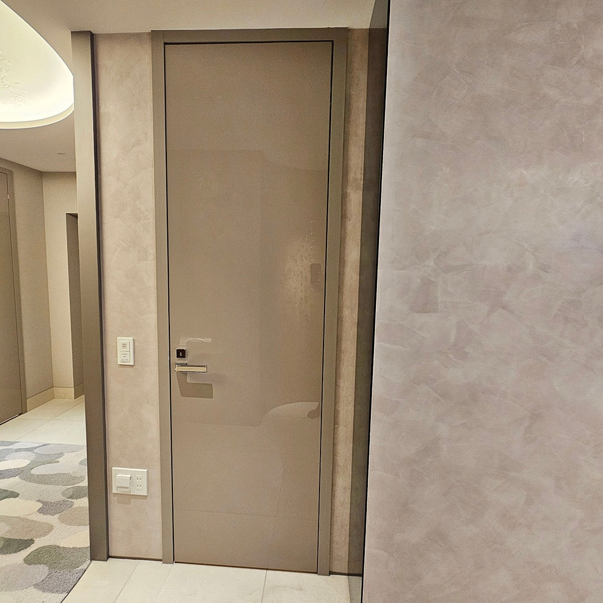 【KCN34】日本フラッシュ トイレドア 右吊 表示錠